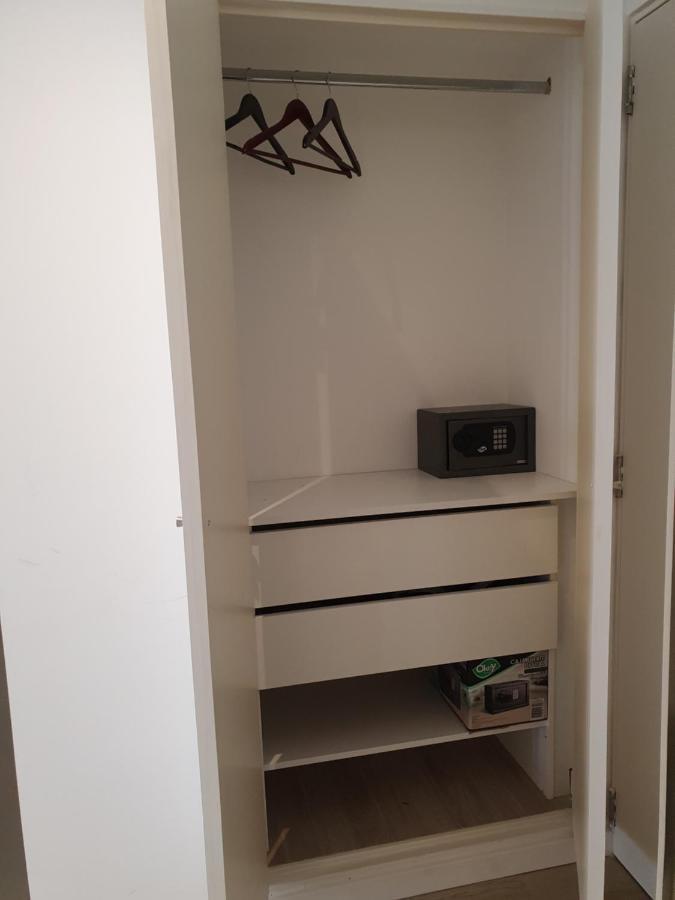 Exclusivo Estudio A Metros De La Rural Y La Embajada